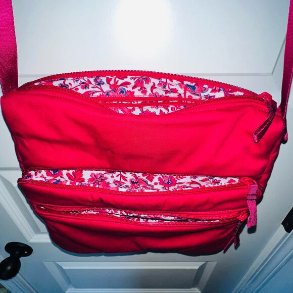 Vera Bradley Crossbody Bag, Cardinal Red, NWT - Picture 4 of 9